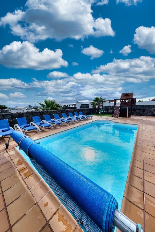 Villa Flavia-Private Pool, Jacuzzi, Sea Views Playa Blanca  Exterior photo