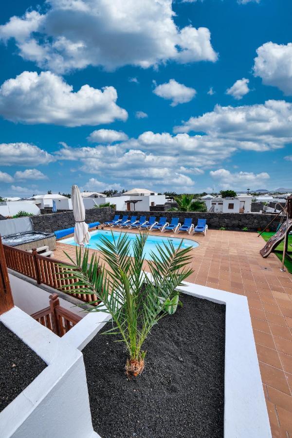 Villa Flavia-Private Pool, Jacuzzi, Sea Views Playa Blanca  Exterior photo