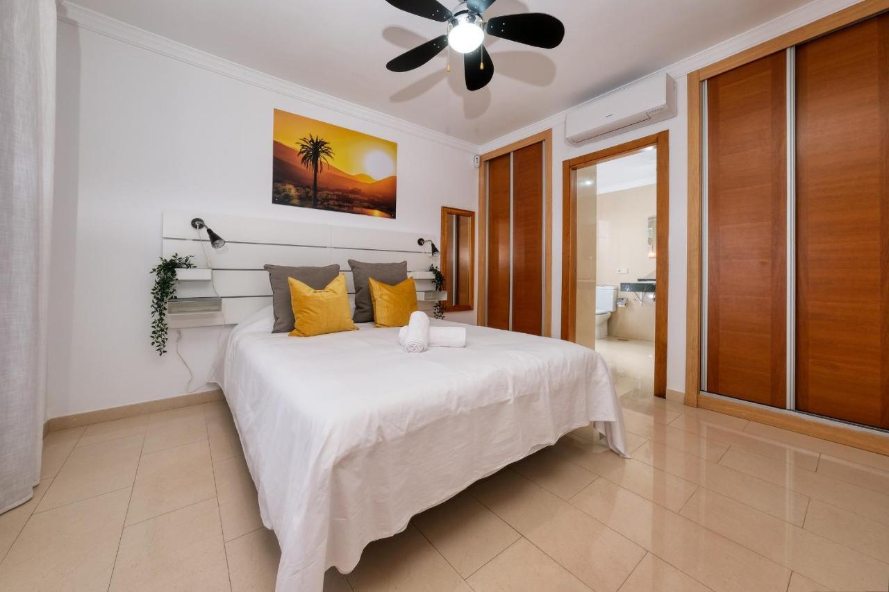 Villa Flavia-Private Pool, Jacuzzi, Sea Views Playa Blanca  Exterior photo