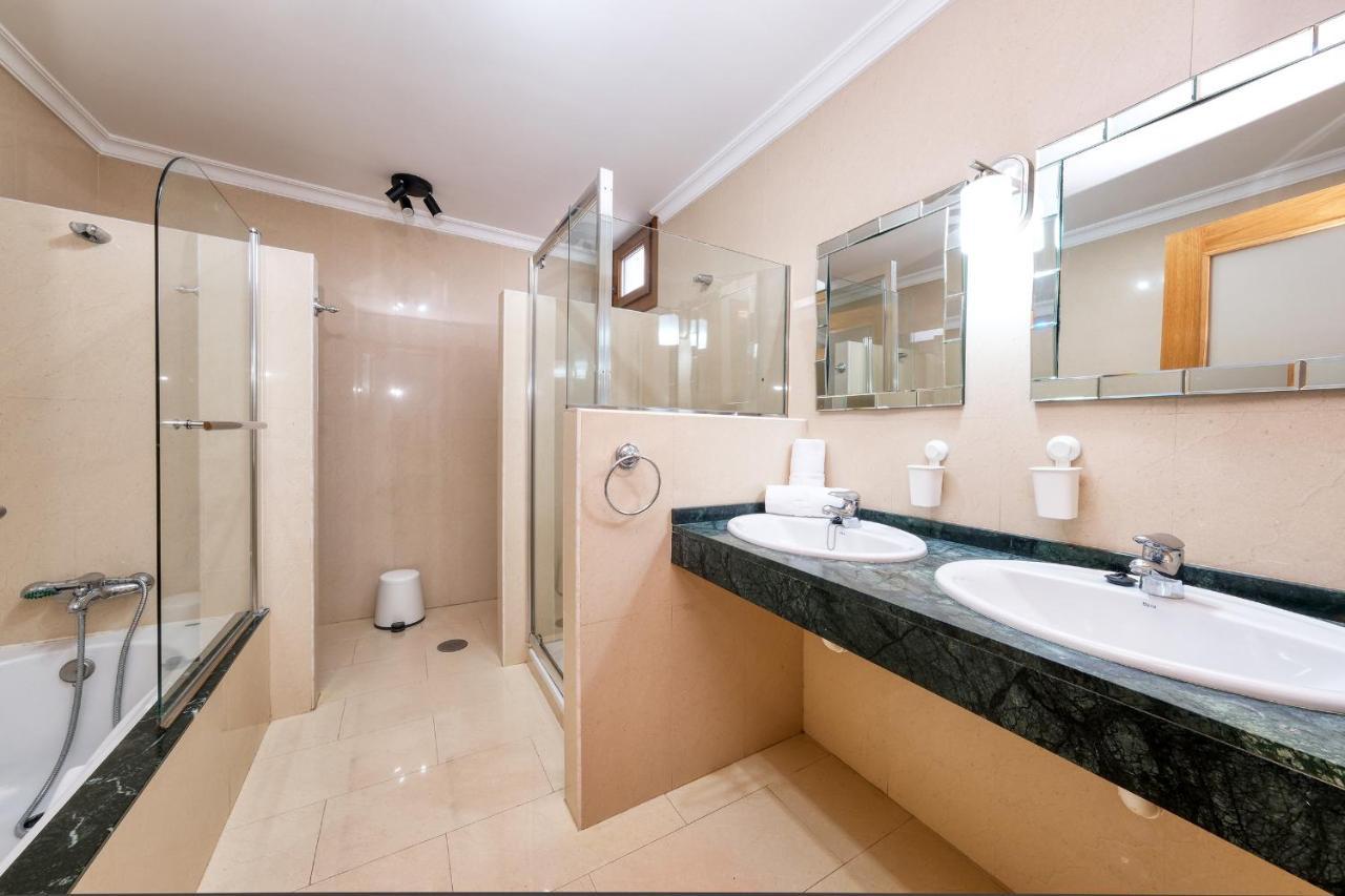 Villa Flavia-Private Pool, Jacuzzi, Sea Views Playa Blanca  Exterior photo
