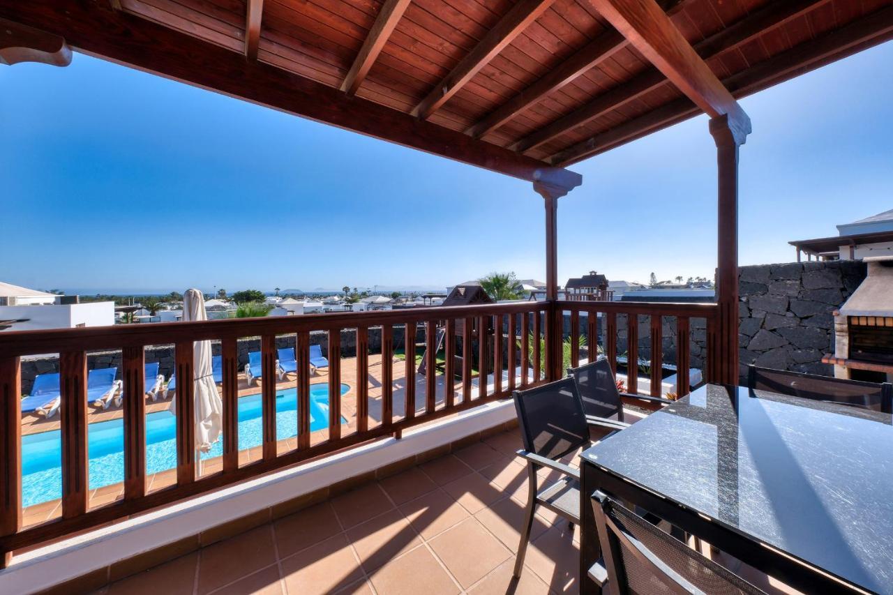 Villa Flavia-Private Pool, Jacuzzi, Sea Views Playa Blanca  Exterior photo